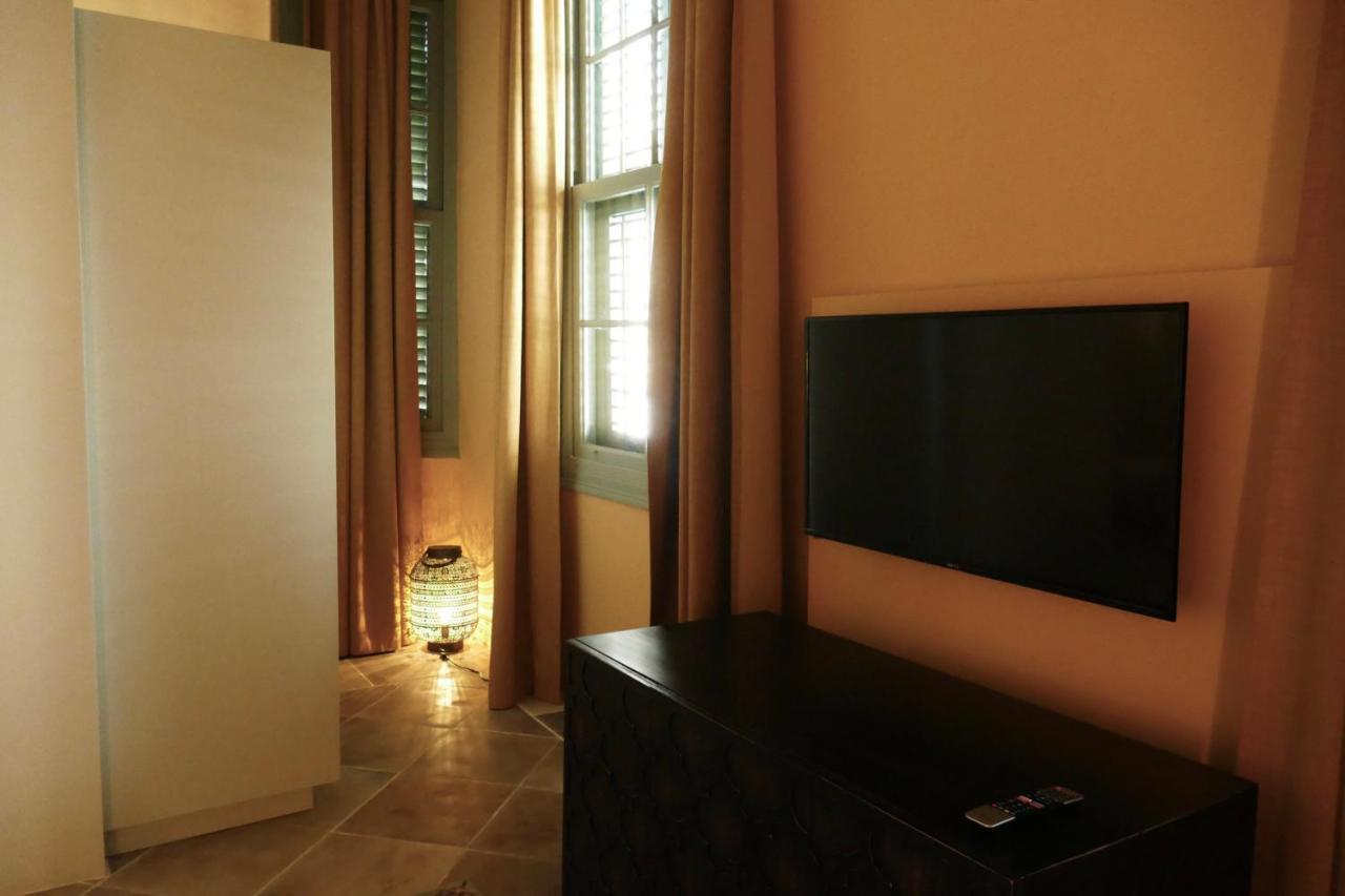 Madama 5* Nikosia